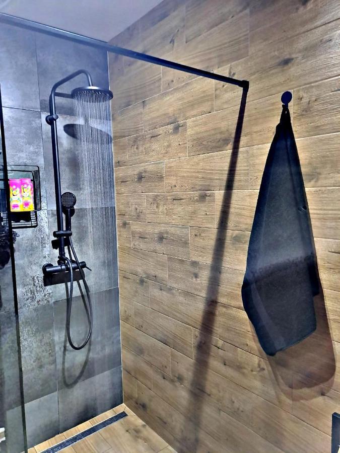 מאקרסקה Apartman Aria De Lux מראה חיצוני תמונה